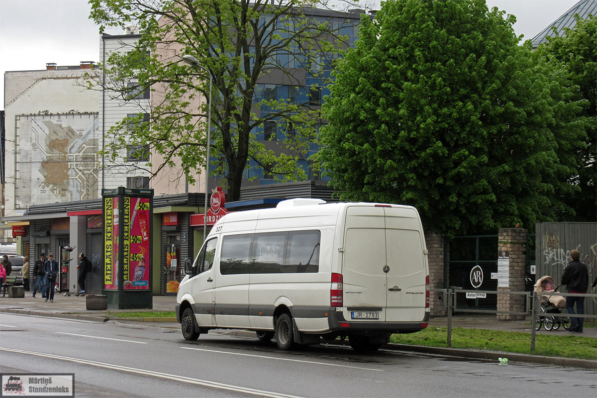 Riga, Universāls (MB Sprinter 513CDI) # 327