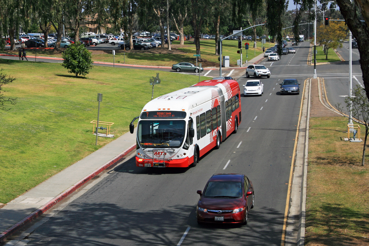 San Diego, NABI 60-BRT CNG # 1016