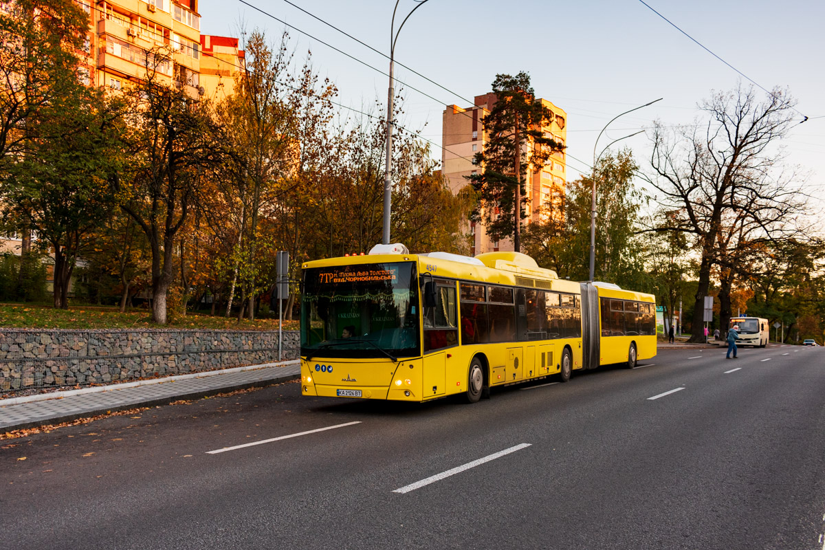Kyjev, MAZ-215.069 č. 4547