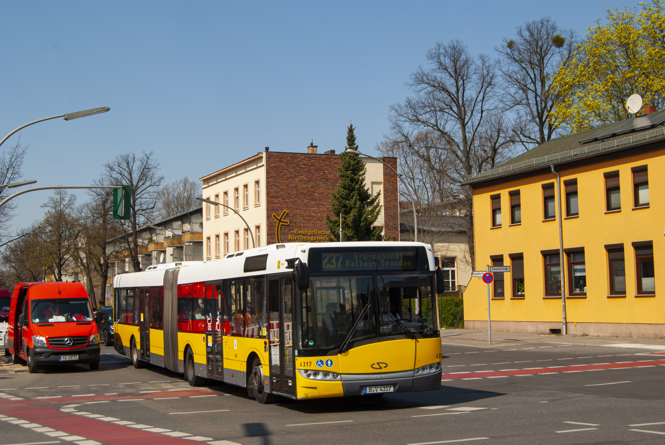 Berlin, Solaris Urbino III 18 č. 4317