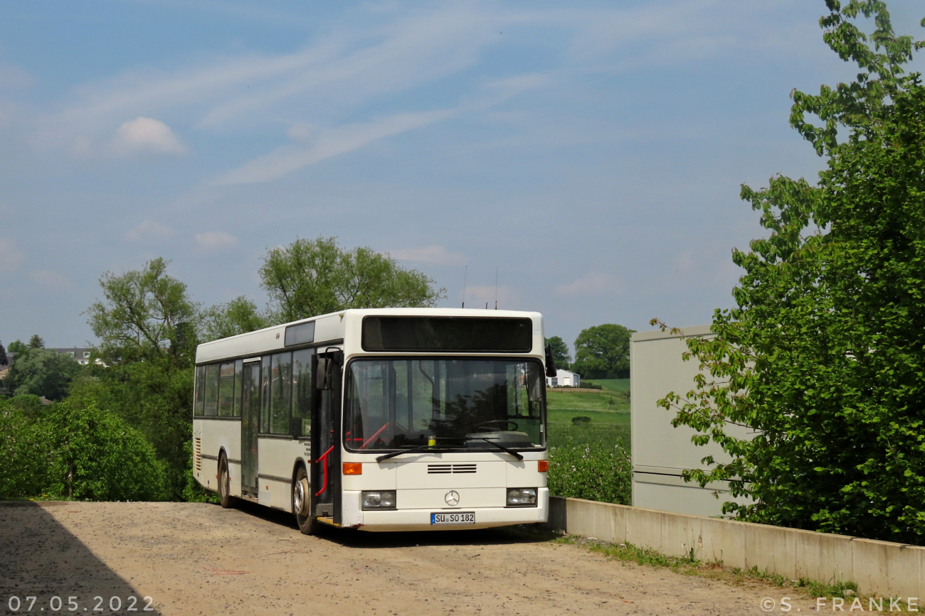 Siegburg, Mercedes-Benz O405N2 # SU-SO 182