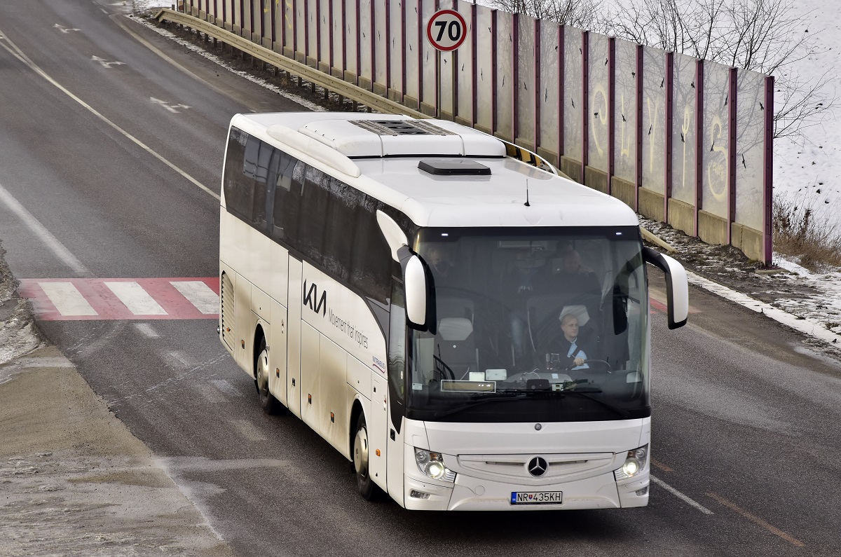 Nitra, Mercedes-Benz Tourismo 15RHD-III Nr. NR-435KH