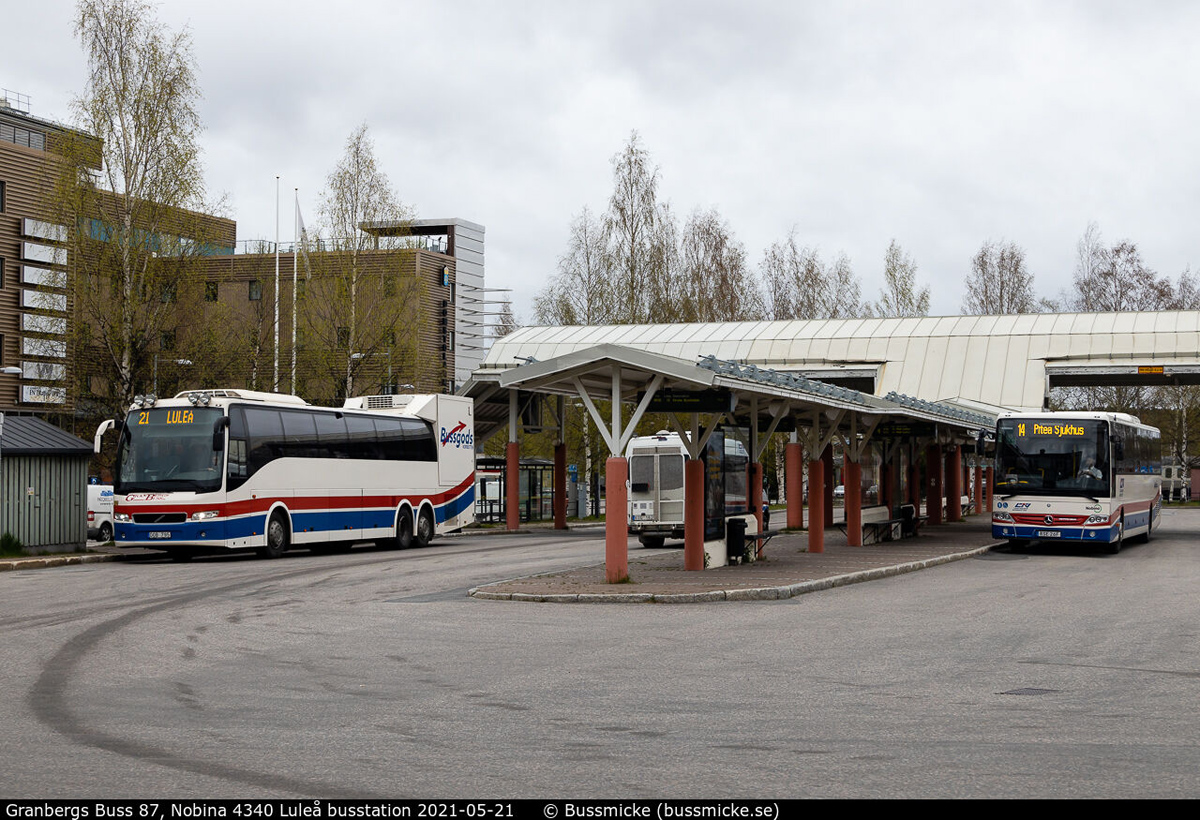 Luleå, Carrus Delta 9700H NL Gods/Cargo č. 87; Sundsvall, Mercedes-Benz Intouro II L č. 4340