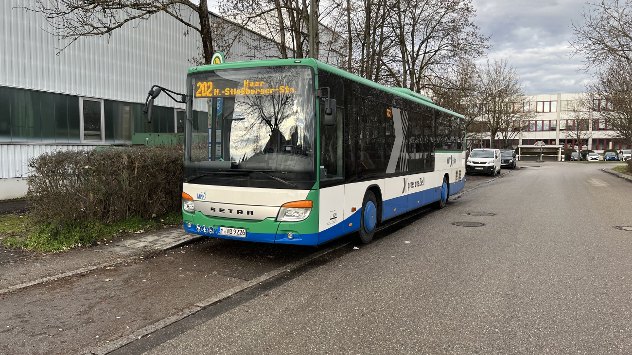Munich, Setra S415LE business # 226