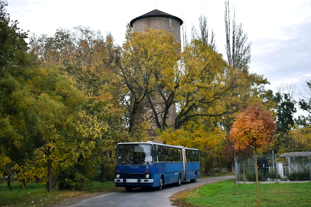 Budapest, Ikarus 280.40A Nr. 04-29