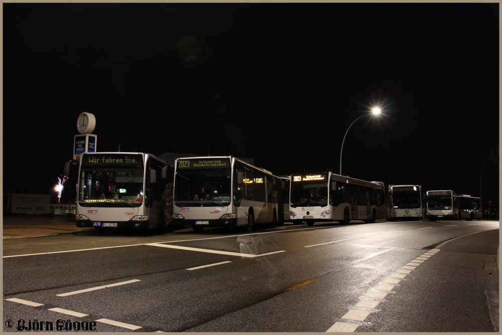 Hamburg, Mercedes-Benz O530 Citaro Facelift # 1051; Hamburg, Mercedes-Benz O530 Citaro Facelift G # 0855; Hamburg, Mercedes-Benz Citaro C2 # 1705; Hamburg, Mercedes-Benz O530 Citaro Facelift # 1059; Hamburg, Mercedes-Benz O530 Citaro Facelift G # 1061