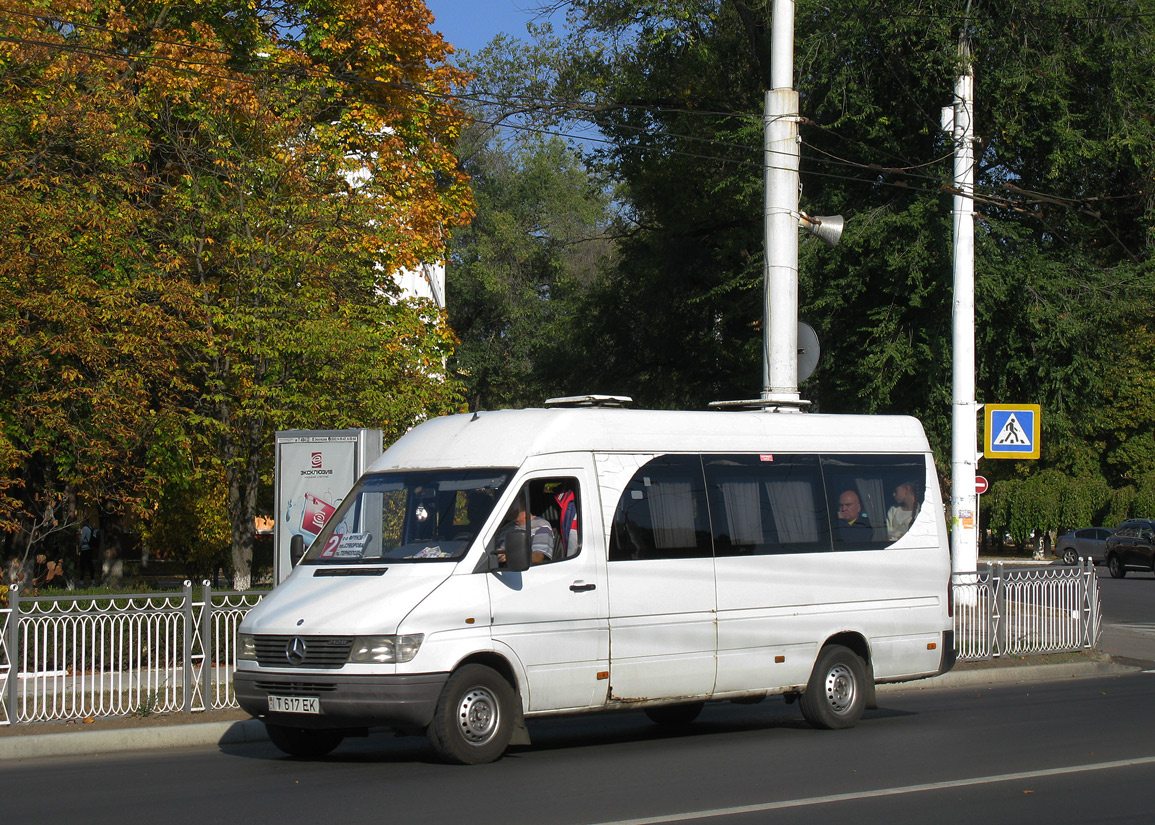 Tiraspol, Mercedes-Benz Sprinter 310D # Т 617 ЕК