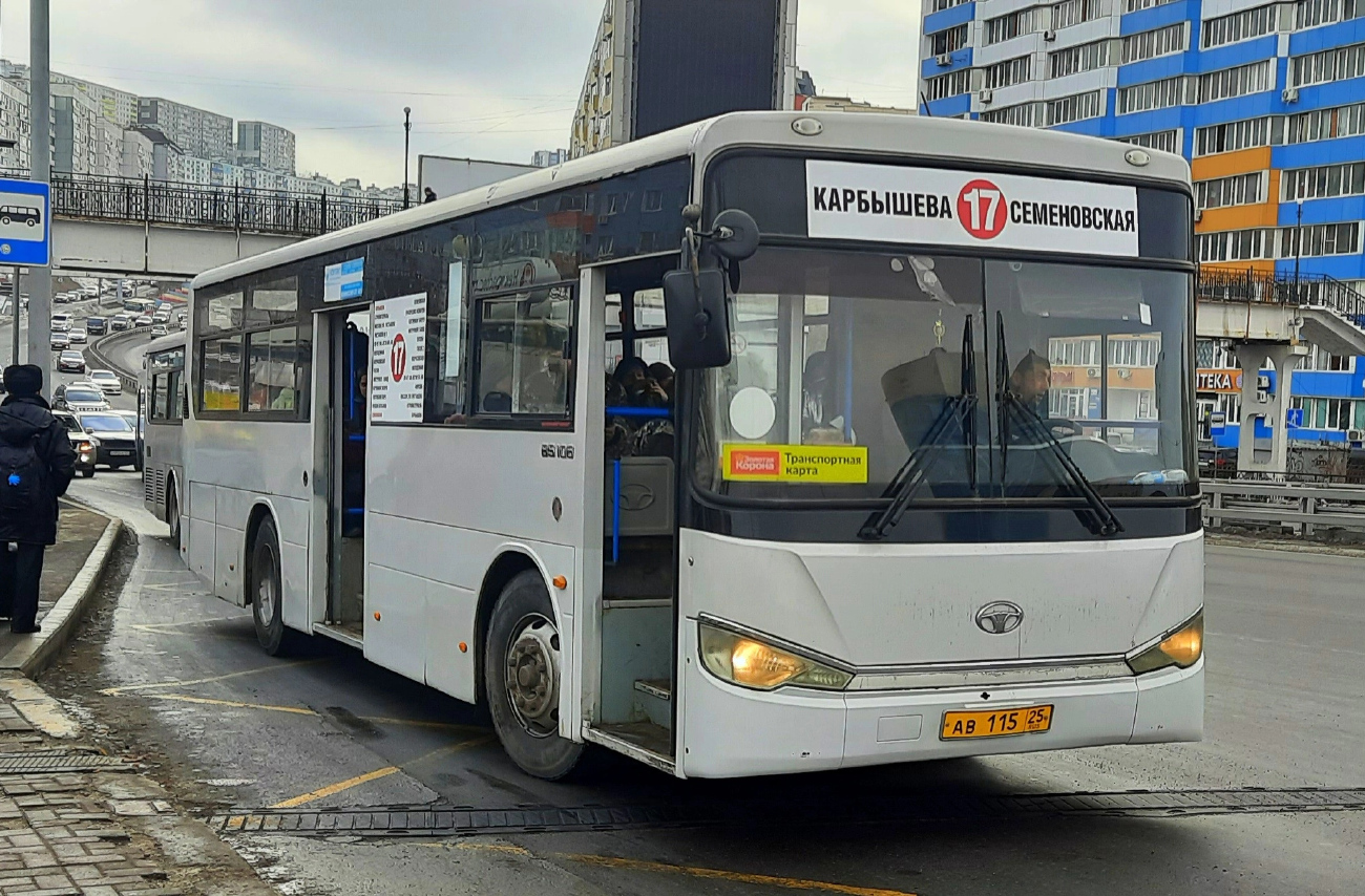 Vladivostok, Daewoo BS106 Royal City # АВ 115 25