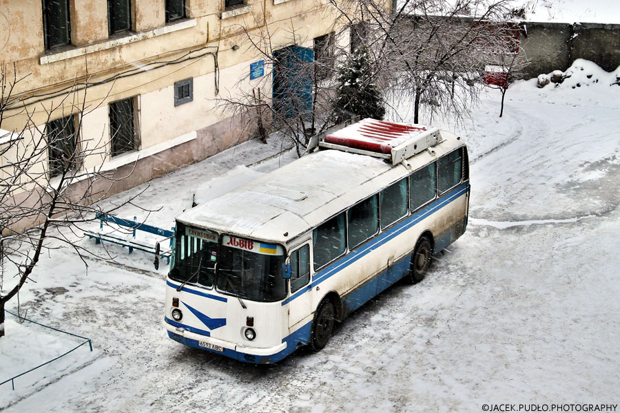 Lviv, LAZ-695Н # 6593 ЛВС