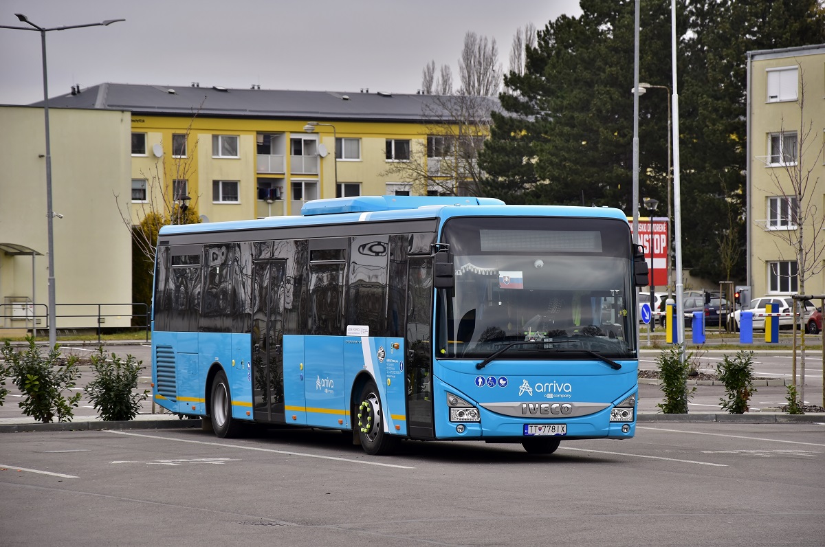 Hlohovec, IVECO Crossway LE 12M # TT-778IX