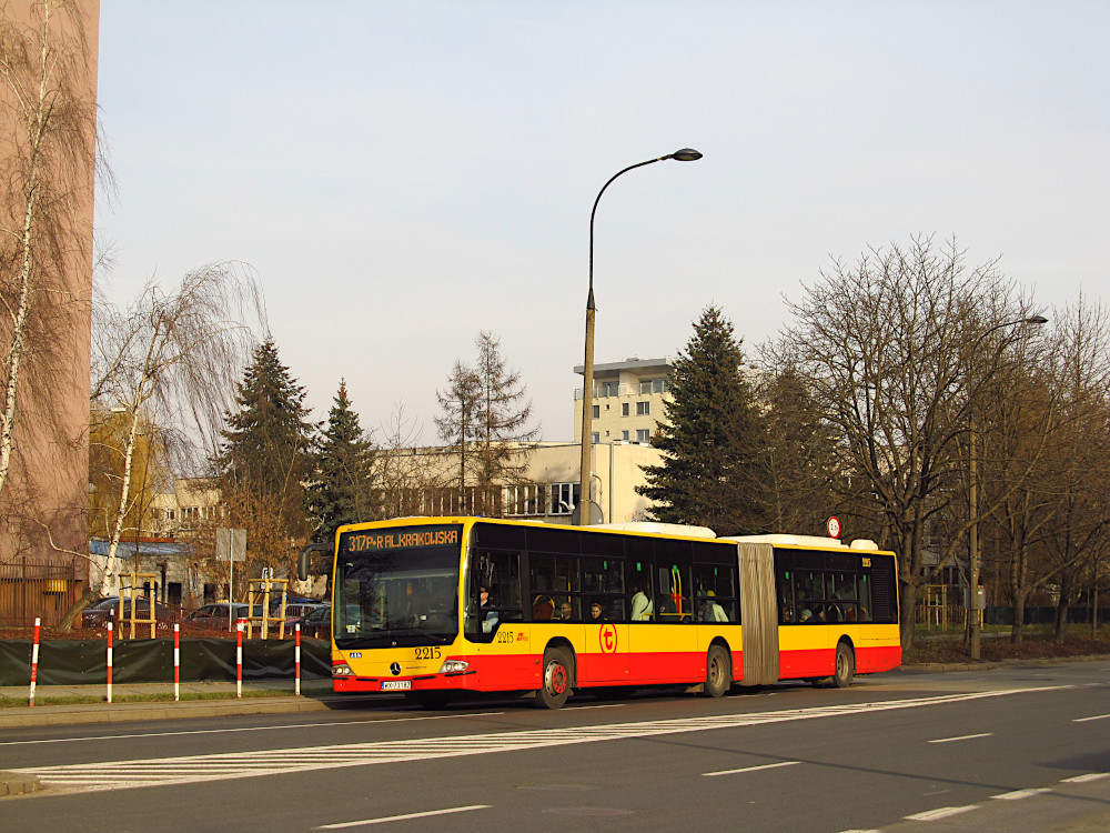 Warschau, Mercedes-Benz Conecto II G Nr. 2215