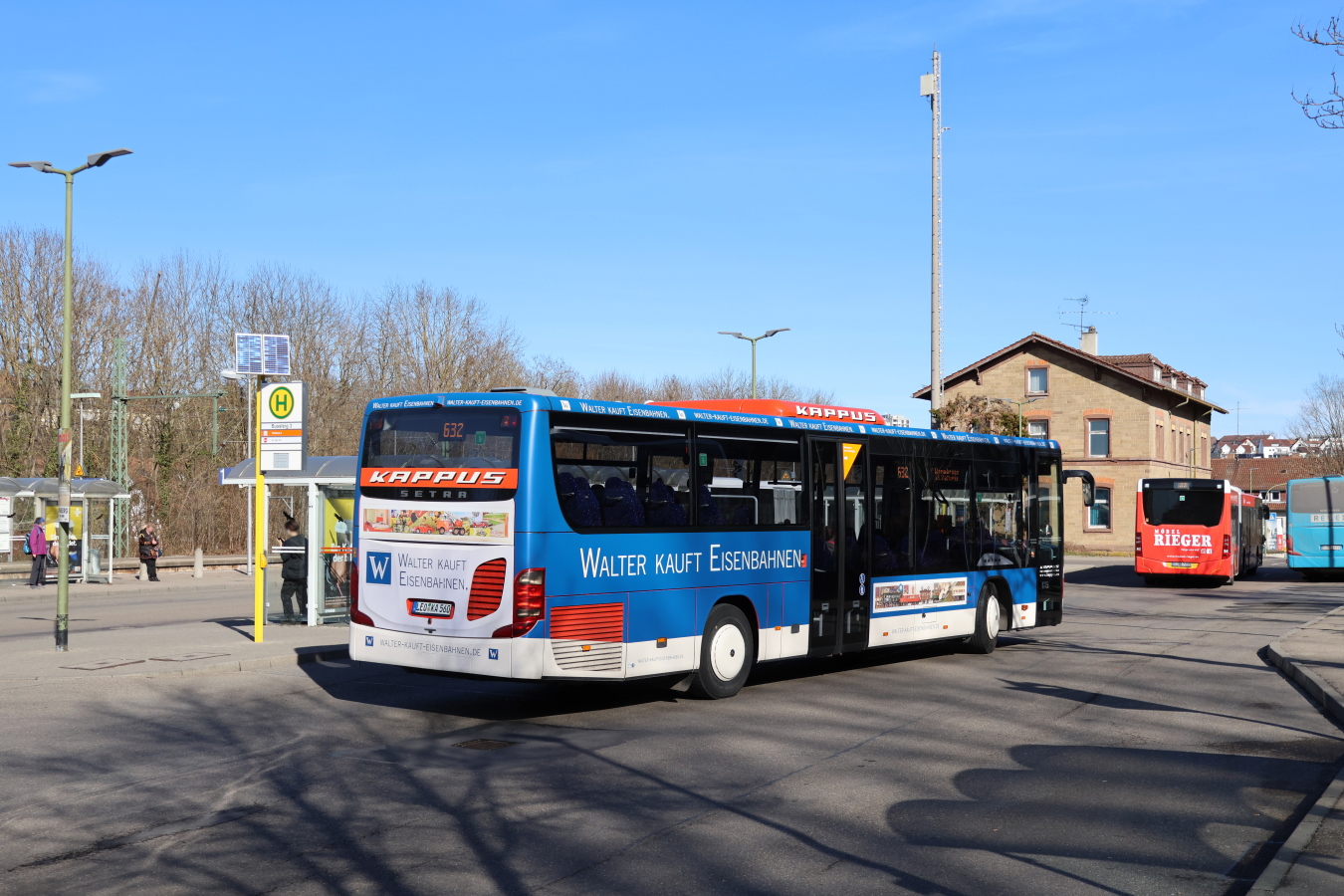Böblingen, Setra S415LE business č. LEO-KA 560
