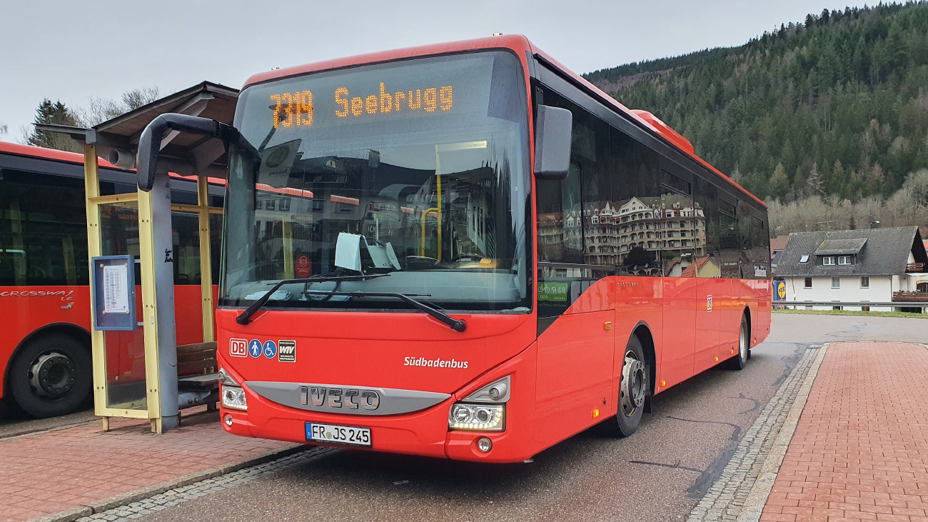 Freiburg im Breisgau, IVECO Crossway LE Line 12M № FR-JS 245