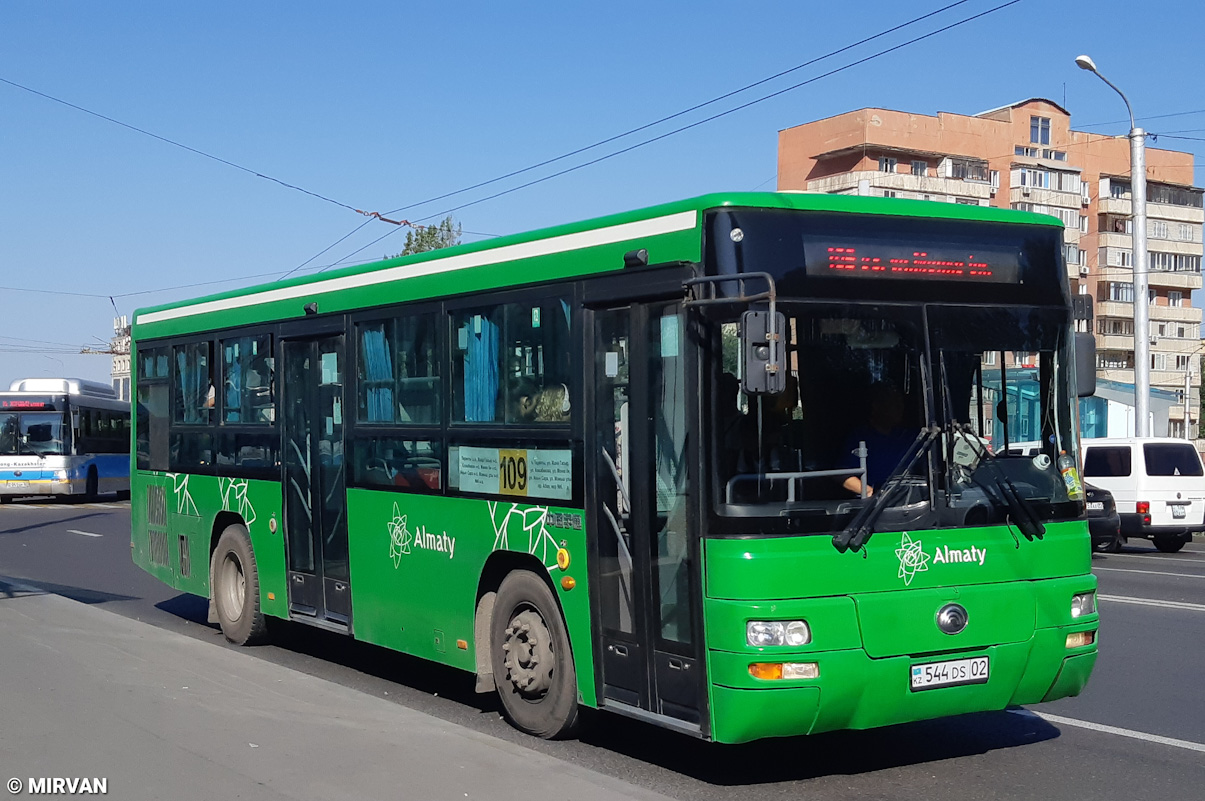 Almaty, Yutong ZK6108HGH # 544 DS 02