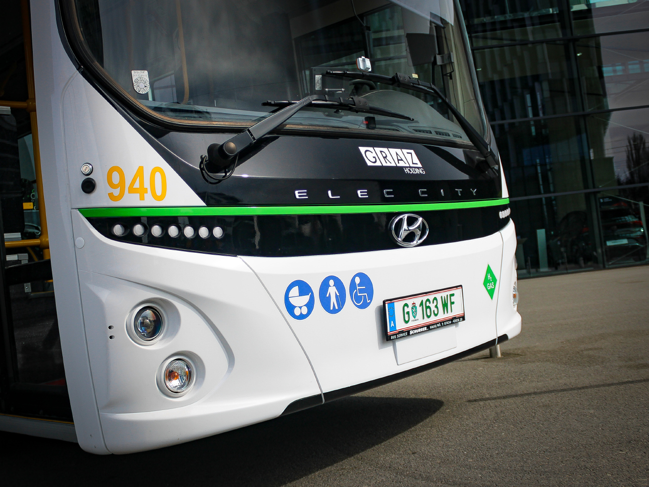 Graz, Hyundai ELEC CITY Fuel Cell # 940; Photo creativitiy