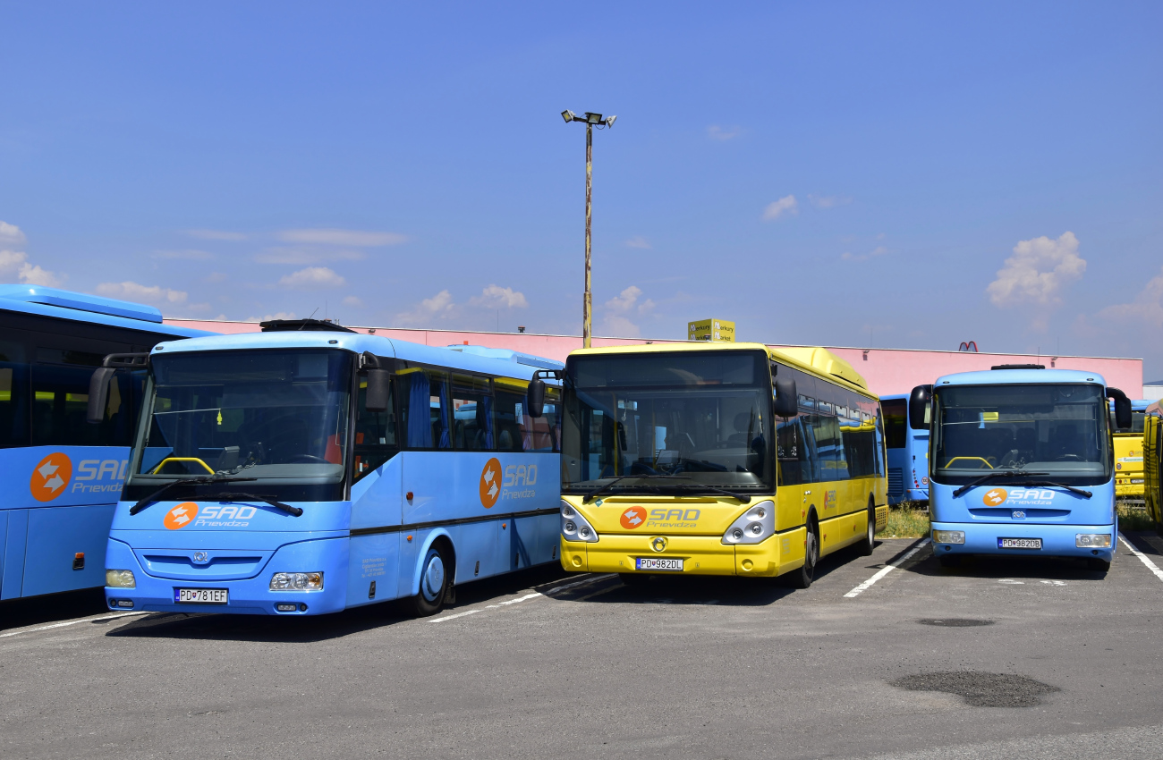 Prievidza, SOR C 10.5 # PD-781EF; Prievidza, Irisbus Citelis 12M CNG # PD-982DL; Prievidza, SOR C 10.5 # PD-982DB