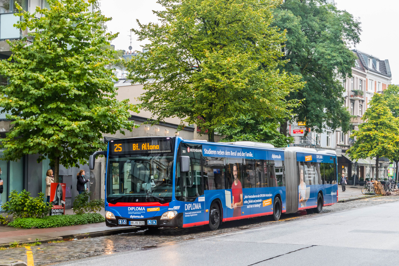 Hamburg, Mercedes-Benz Citaro C2 G Hybrid # 3921