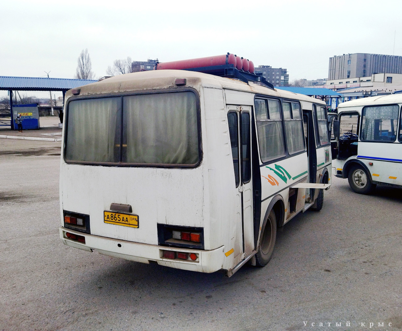 Yenakiyevo, PAZ-32054 (40, K0, H0, L0) # А 865 АА; Yenakiyevo, PAZ-3205-110 (3205A1) # А 429 АА