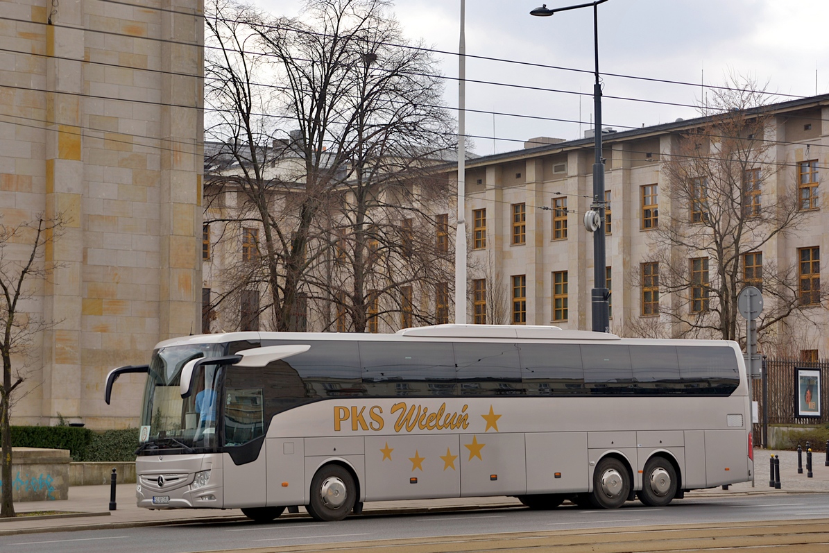 Wieluń, Mercedes-Benz Tourismo 17RHD-III L # SC 0131U