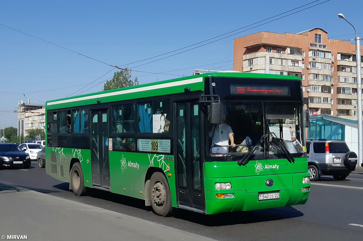 Almaty, Yutong ZK6108HGH Nr. 540 DS 02