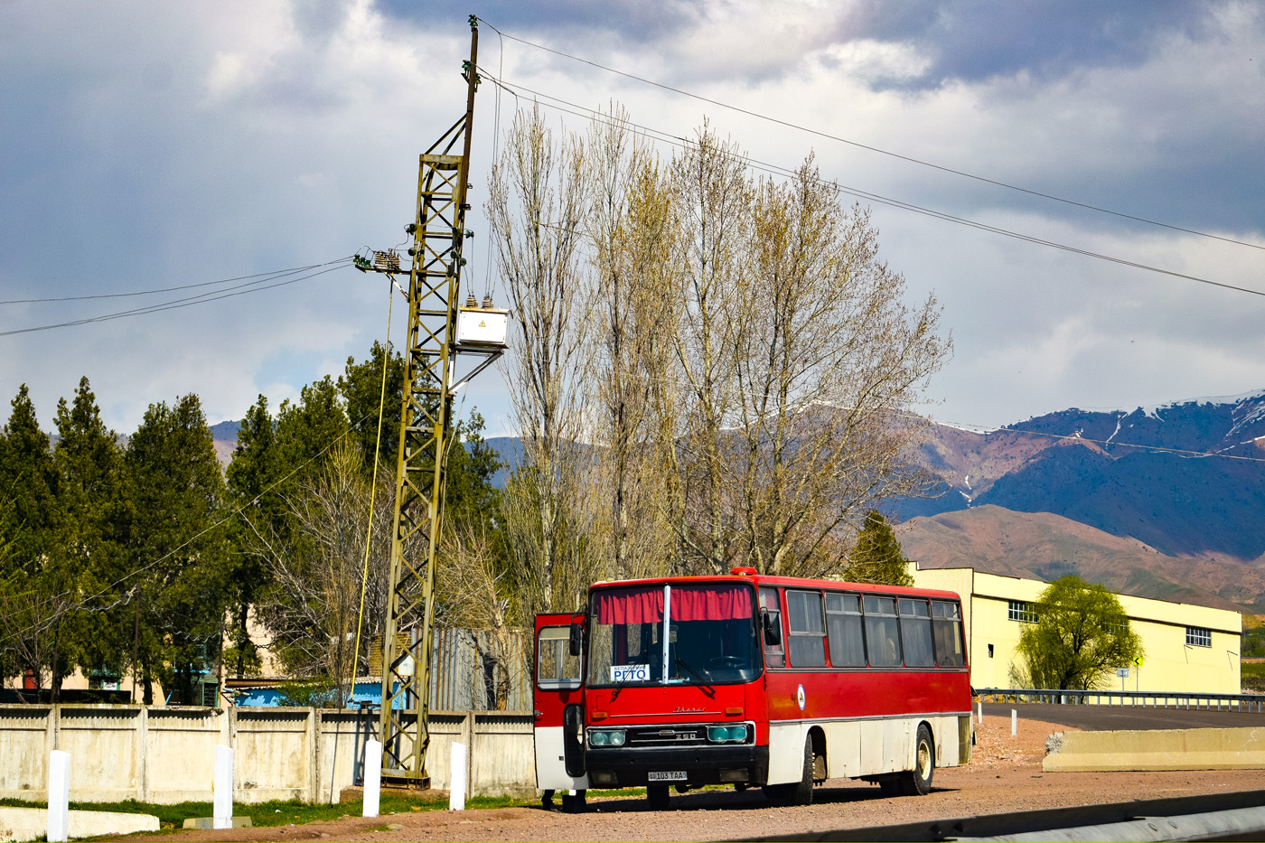 Ангрен, Ikarus 256.** # 10 103 TAA
