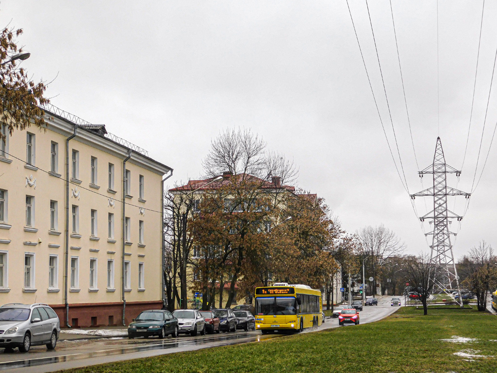 Minsk, MAZ-107.485 č. 015271