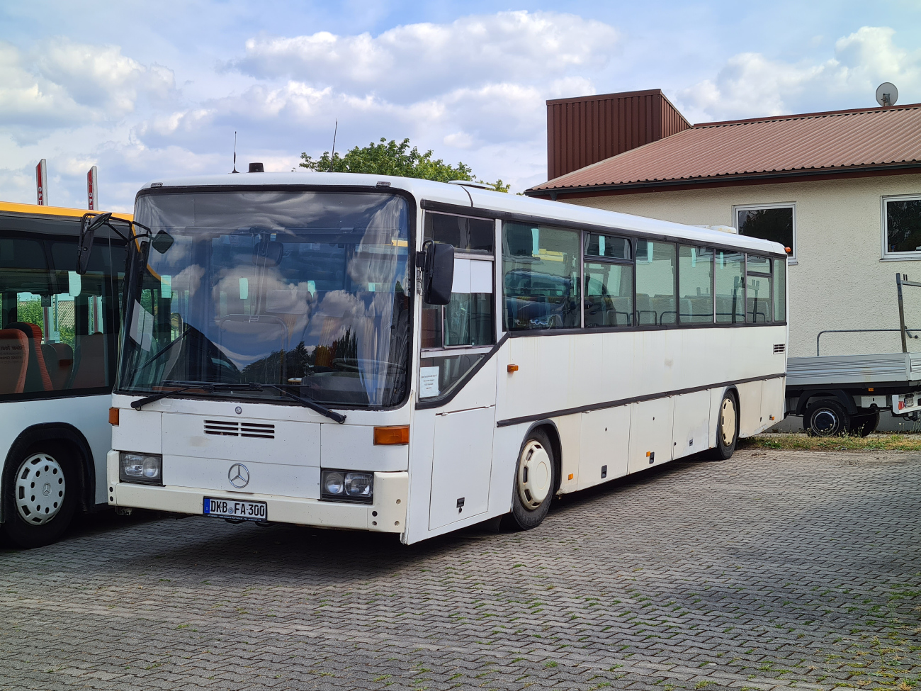 Ansbach, Mercedes-Benz O408 # DKB-FA 300