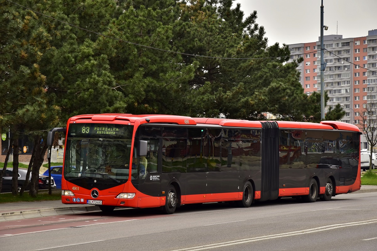 Bratislava, Mercedes-Benz CapaCity GL nr. 4911