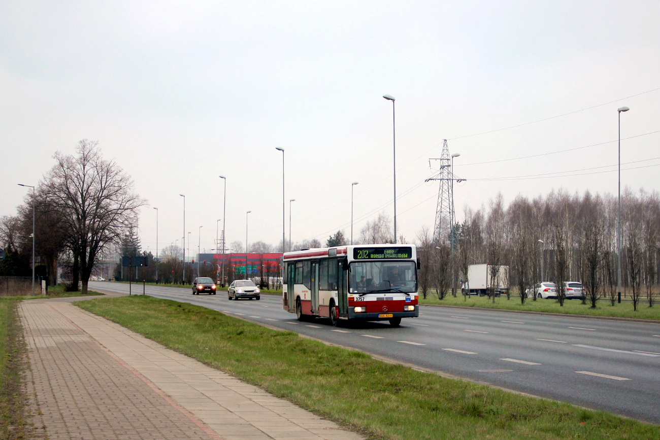 Łódź, Mercedes-Benz O405N2 nr. RV04