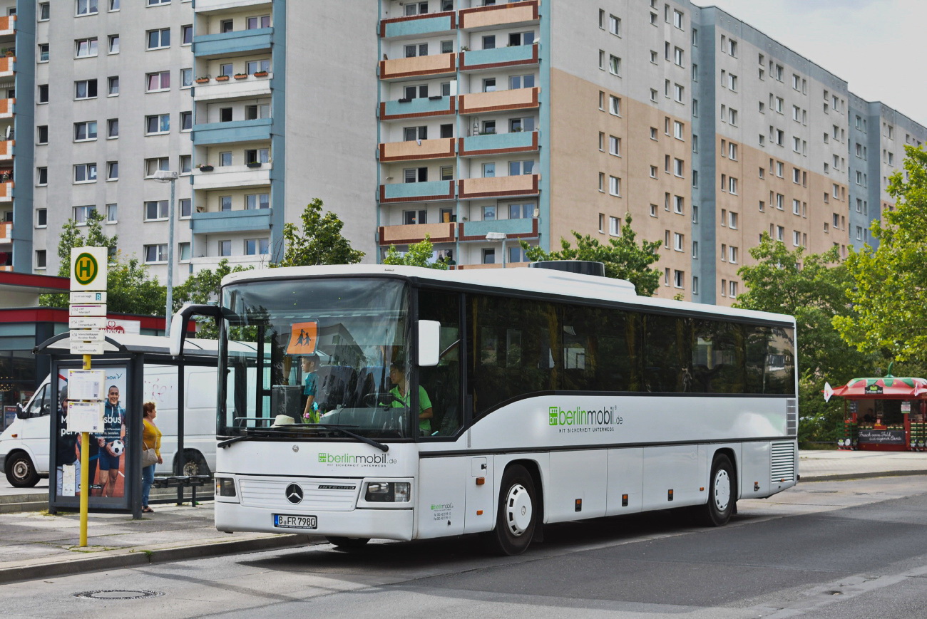 Berlin, Mercedes-Benz O550 Integro I # B-FR 7980