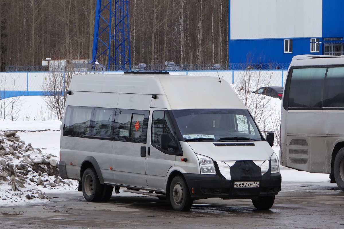 Raduzhniy (KhMAO), Nizhegorodets-222700 (Ford Transit) # К 682 ХМ 86