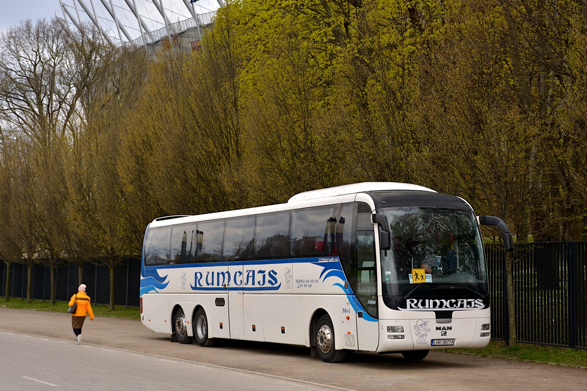Hrubieszów, MAN R08 Lion's Top Coach RHC414 # LHR 38774