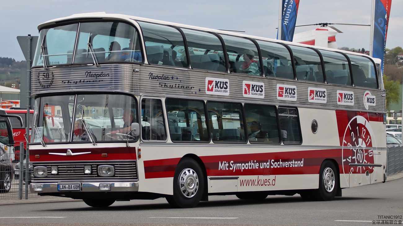 Dingolfing, Neoplan NH22L Skyliner # LAN-BA 68H; Speyer — 6th European Meeting of Historic Buses (22.04.2023)