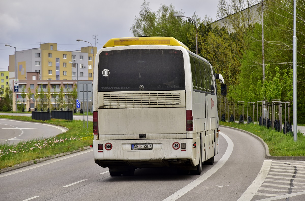 Banská Bystrica, Mercedes-Benz O350-15RHD Tourismo I № NR-603DA