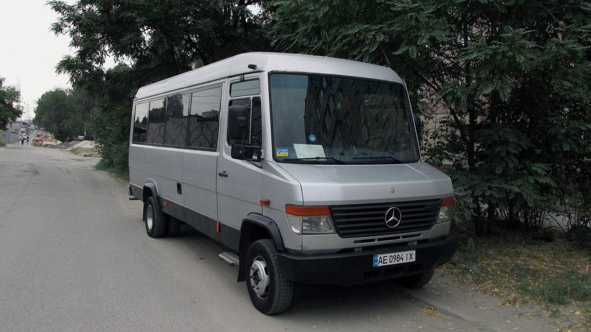 Dnipro, Mercedes-Benz Vario 614D # АЕ 0984 ІХ