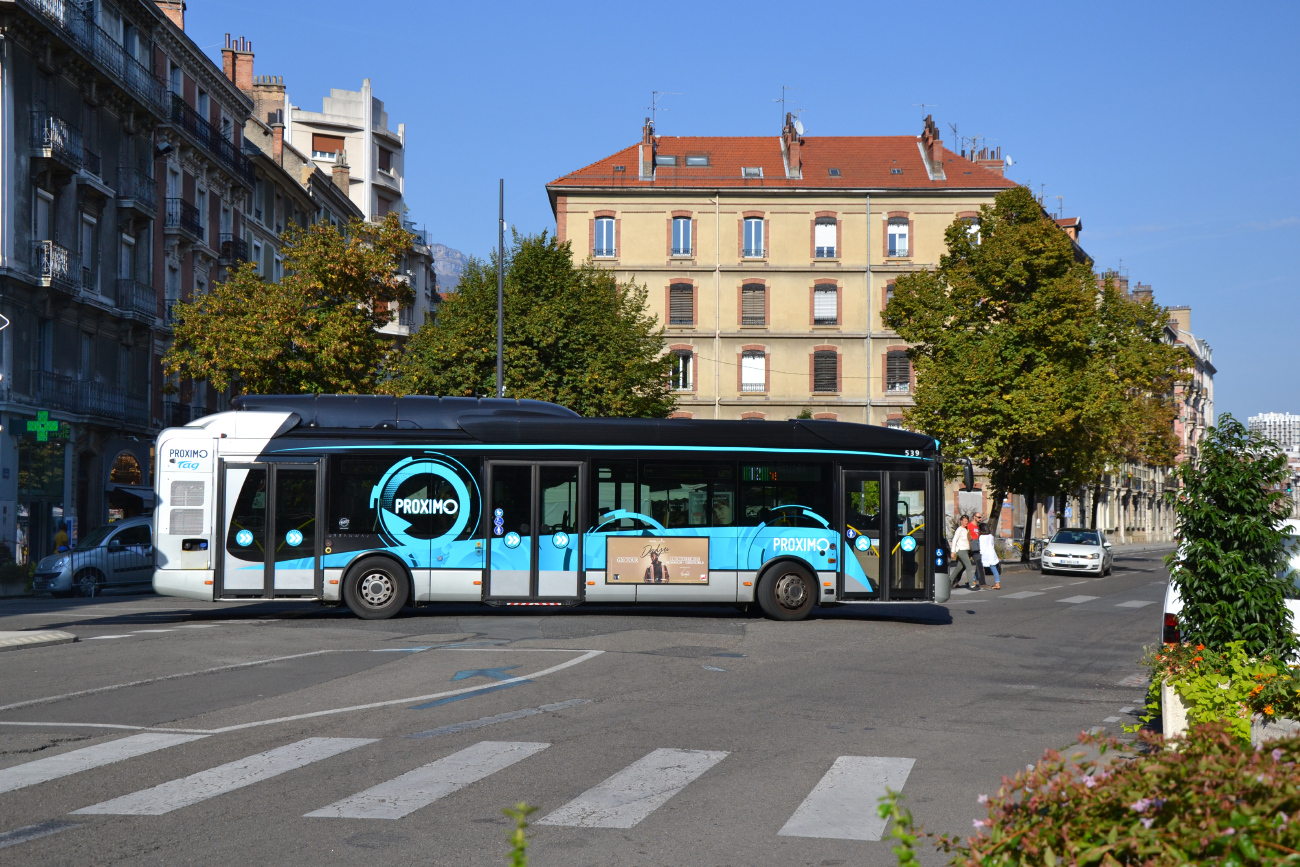 Grenoble, IVECO Urbanway 12M Hybrid BHNS # 539