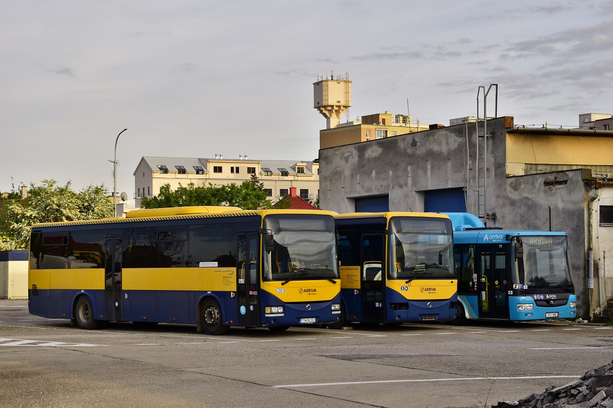 Piešťany, Irisbus Crossway 12M č. TT-052DZ; Piešťany, Irisbus Crossway 12.8M č. TT-237DN; Piešťany, SOR NBG 12 č. 3TI 05E