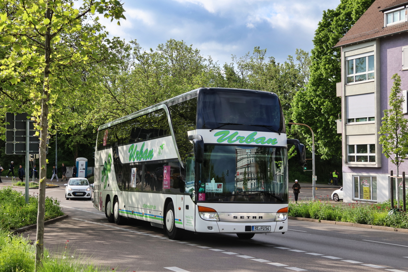 Recklinghausen, Setra S431DT Nr. RE-FU 54; Stuttgart — EV Digitaler Knoten Stuttgart — 2023