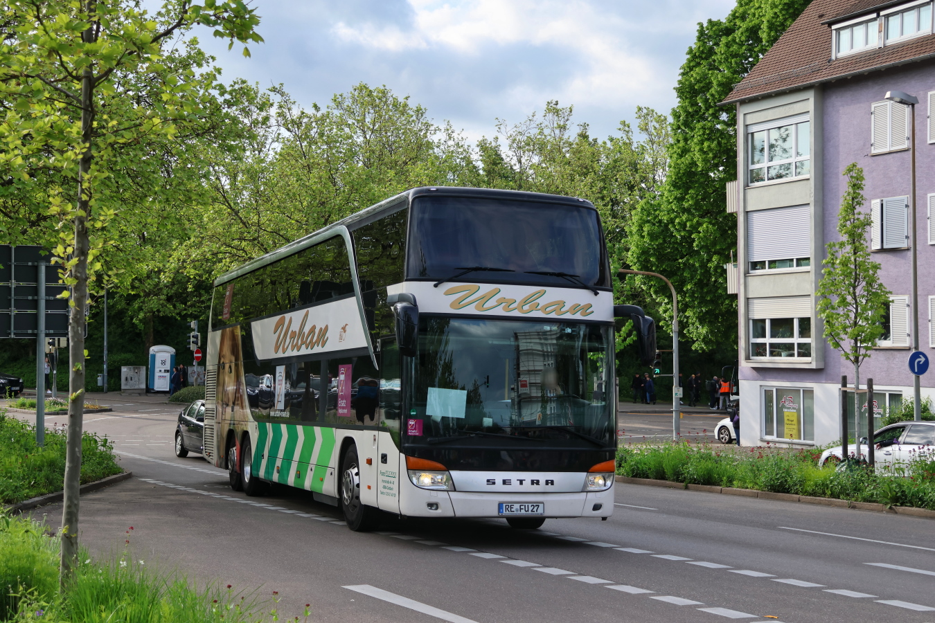 Recklinghausen, Setra S431DT nr. RE-FU 27; Stuttgart — EV Digitaler Knoten Stuttgart — 2023