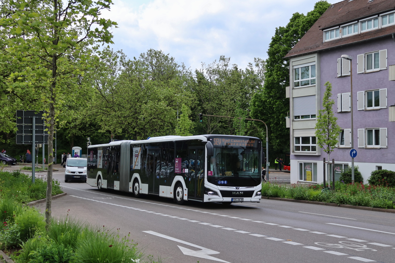 Freudenstadt, MAN 18C Lion's City NG360 EfficientHybrid No. FDS-OK 25; Stuttgart — EV Digitaler Knoten Stuttgart — 2023