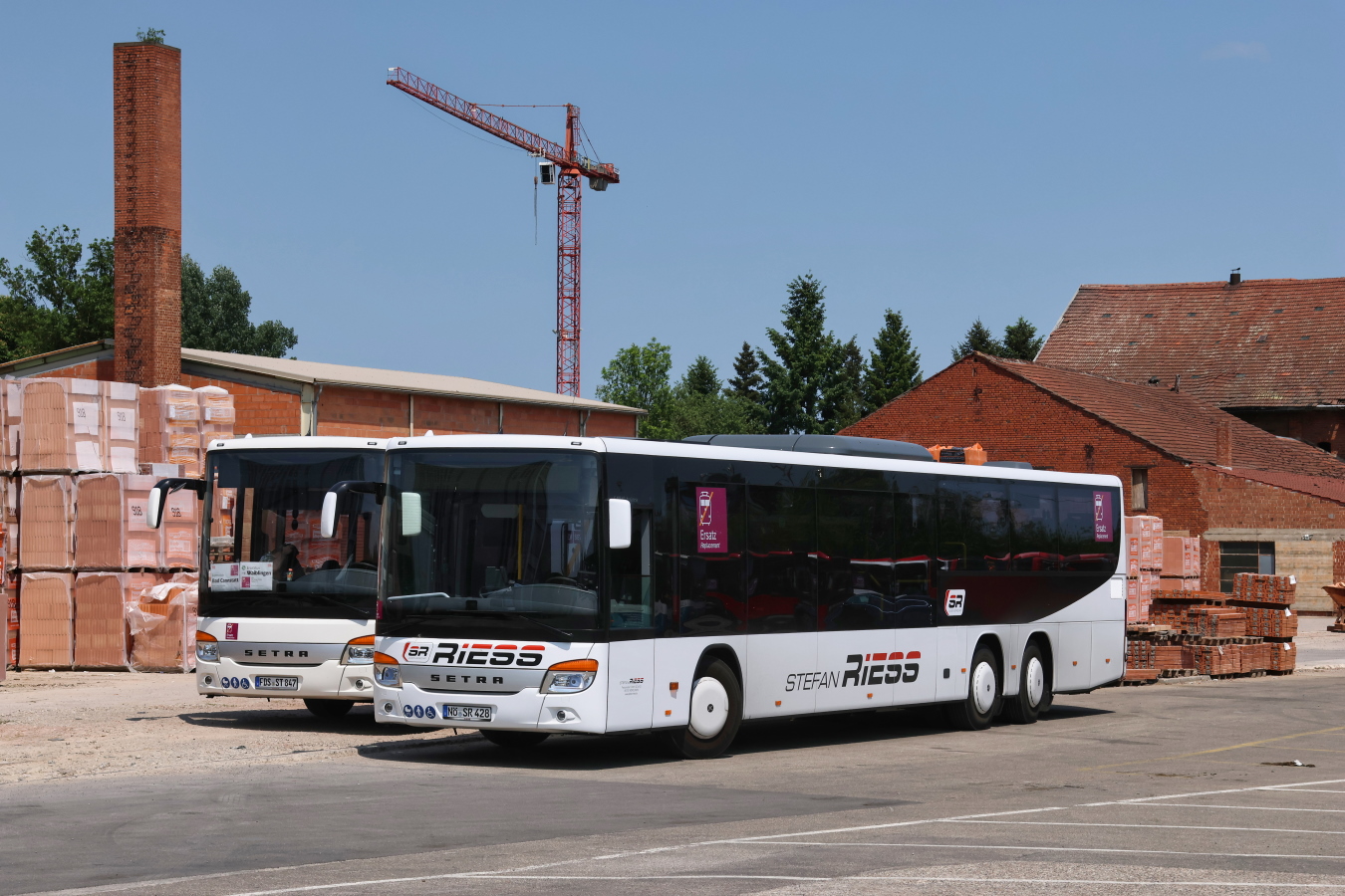 Donauwörth, Setra S418LE business č. NÖ-SR 428; Stuttgart — EV Digitaler Knoten Stuttgart — 2023