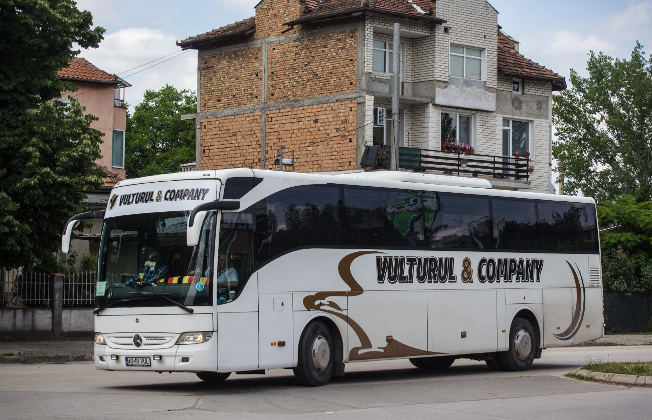 Mioveni, Mercedes-Benz Tourismo 15RHD-II # AG 19 VUL