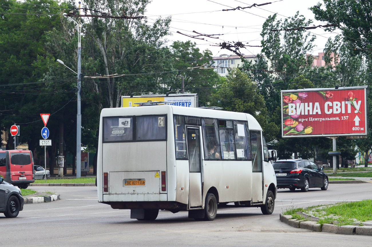 Mykolaiv, Ruta 25 # ВЕ 8271 АА