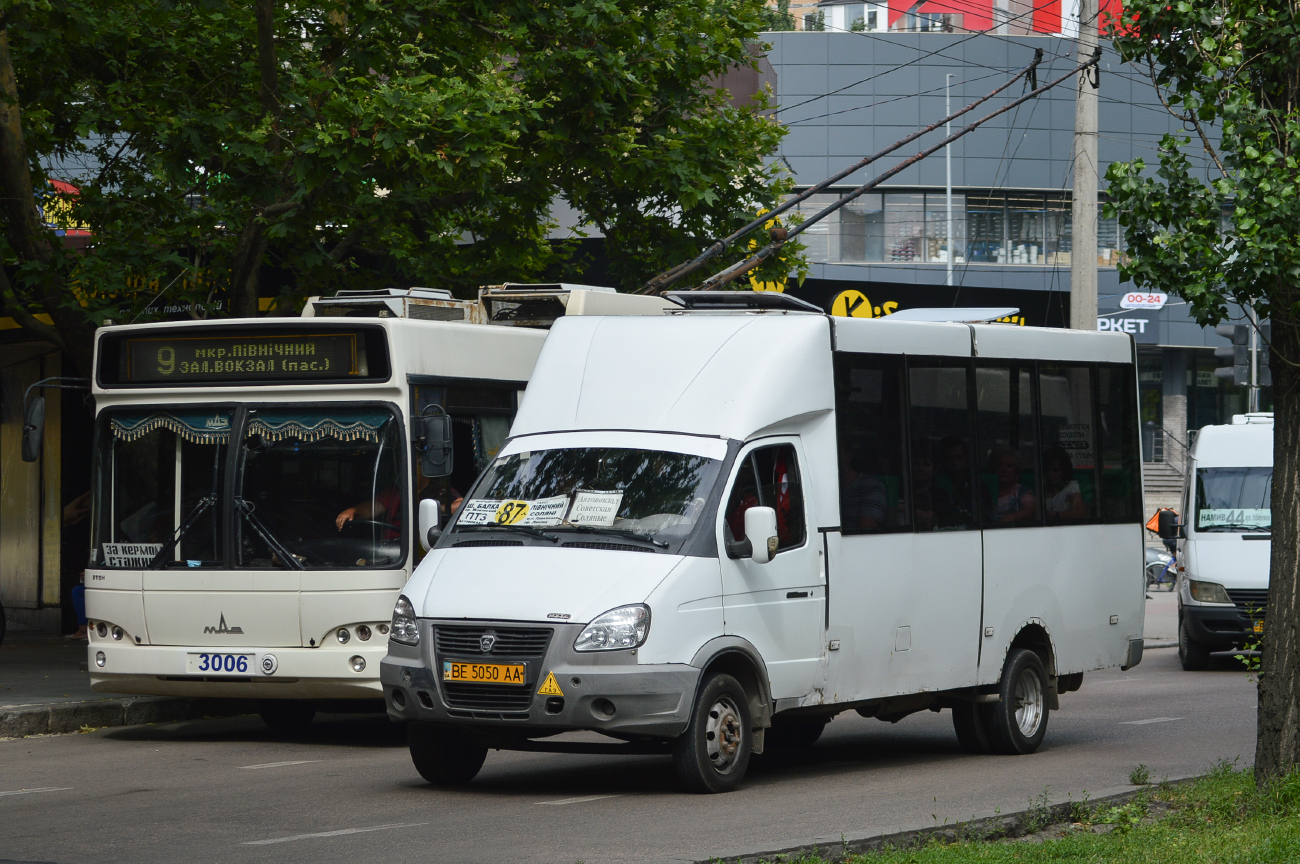 Mykolaiv, Ruta 20 # ВЕ 5050 АА