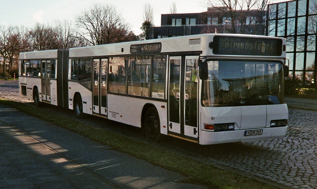 Hannover, Neoplan N4021NF № 261