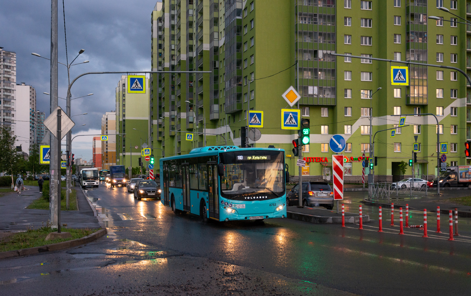 Saint Petersburg, Volgabus-5270.G4 (LNG) # 6753