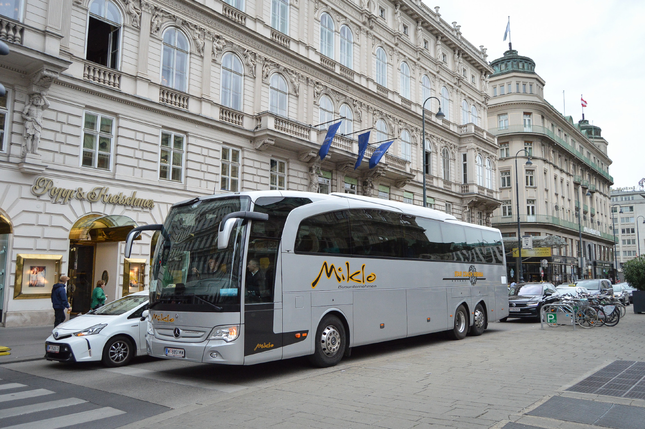 Wien, Mercedes-Benz Travego O580-16RHD M # W-8851 MW