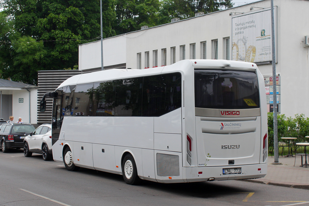 Шальчининкай, Anadolu Isuzu Visigo № LNL 772