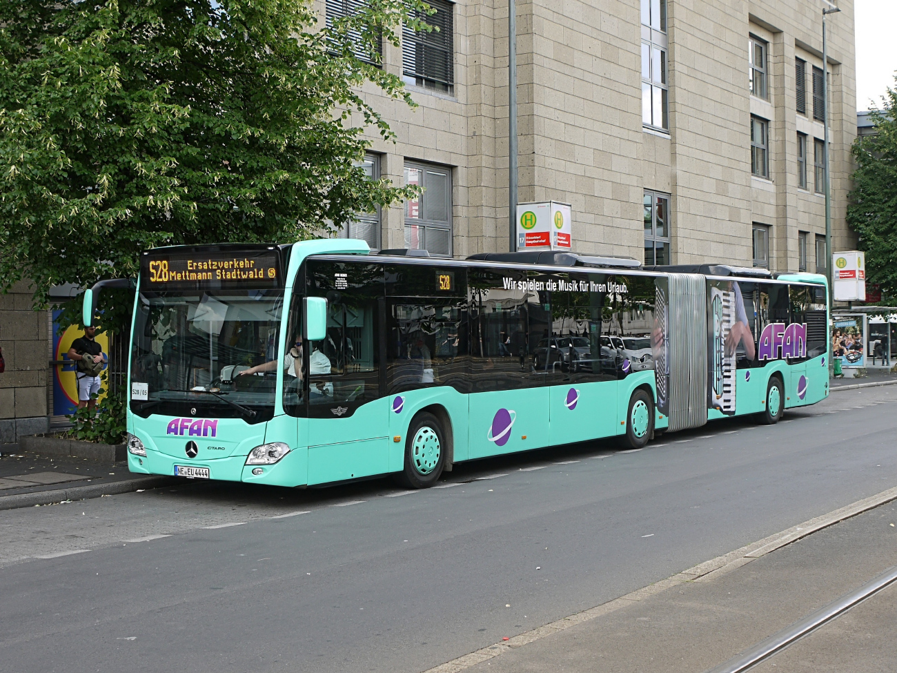 Dormagen, Mercedes-Benz Citaro C2 G # NE-EU 4444