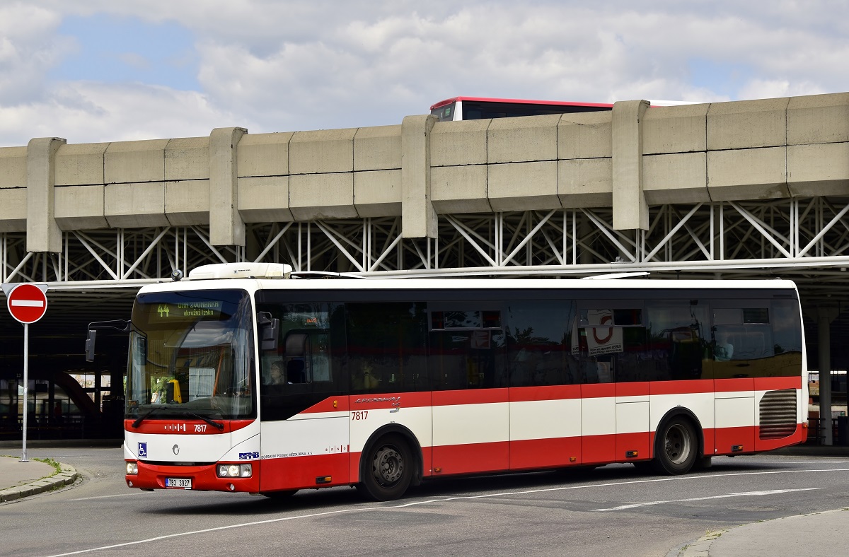 Brno, Irisbus Crossway LE 12M № 7817